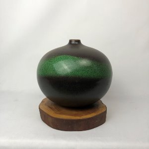 청록 띠 화병